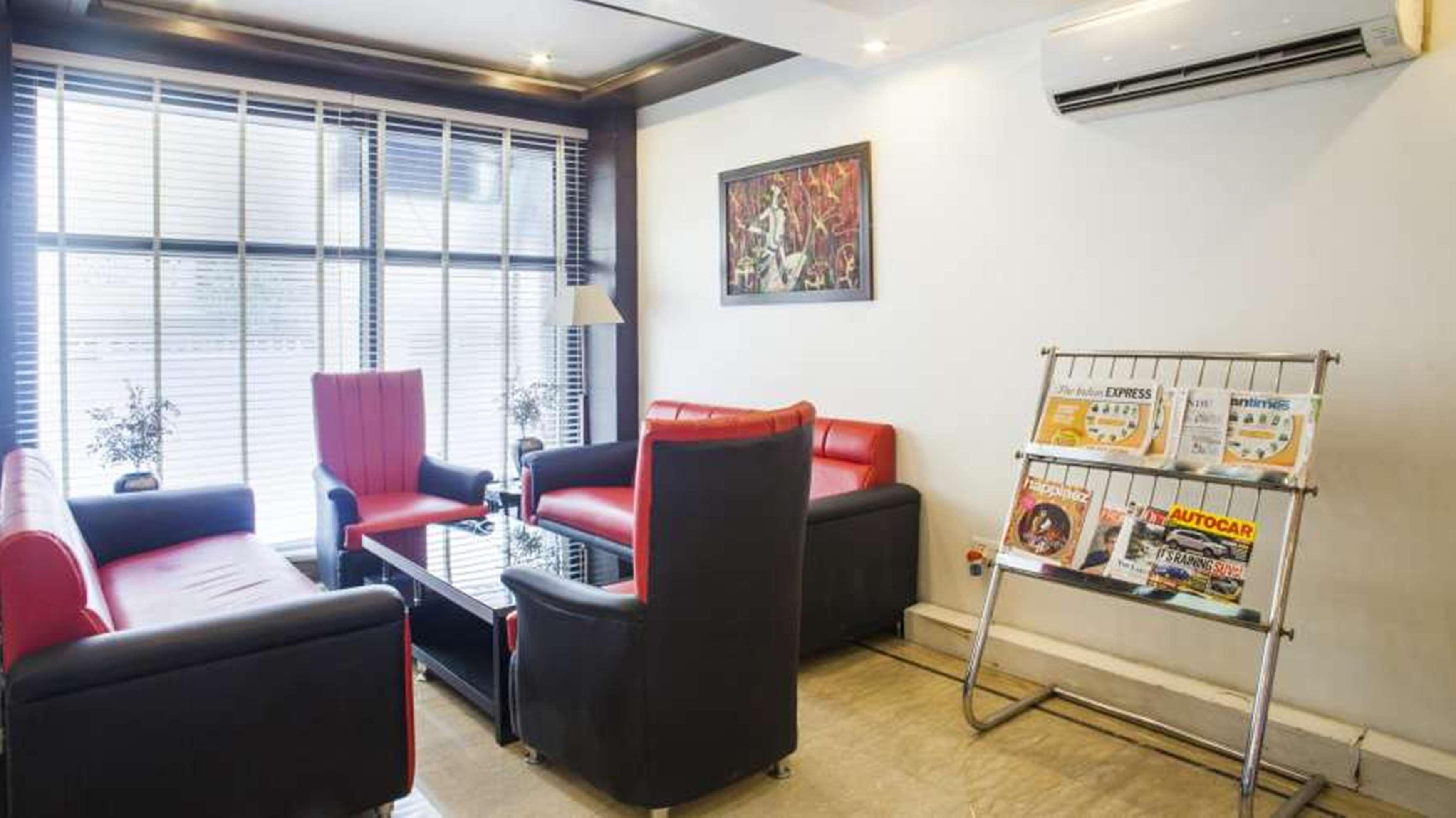 Surya International Hotel Delhi  Exterior photo