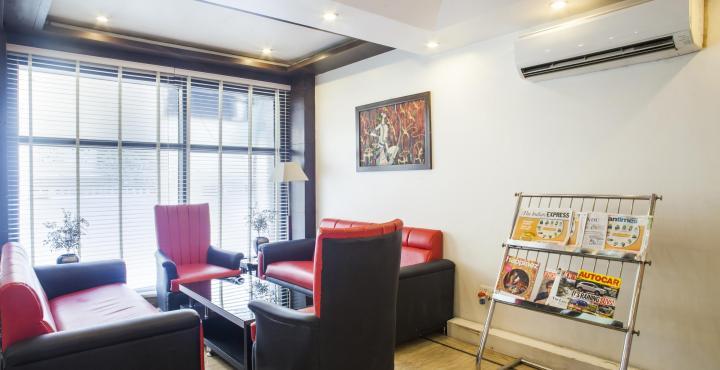Surya International Hotel Delhi  Exterior photo