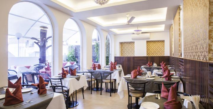 Surya International Hotel Delhi  Exterior photo
