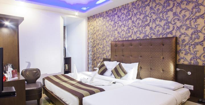 Surya International Hotel Delhi  Exterior photo