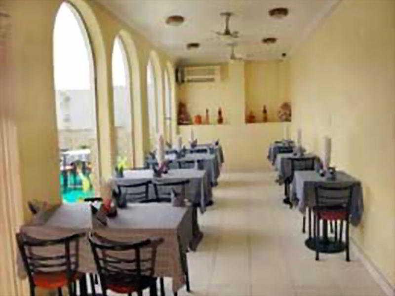Surya International Hotel Delhi  Exterior photo