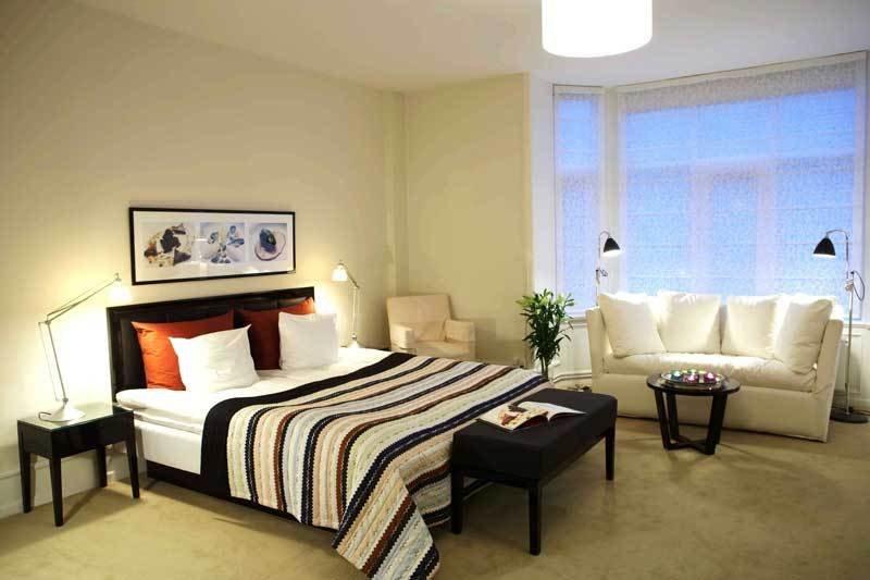 Surya International Hotel Delhi  Exterior photo